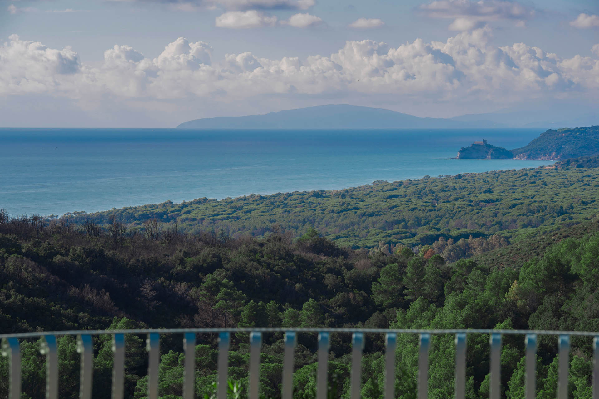 Villa mit Meerblick zu verkaufen